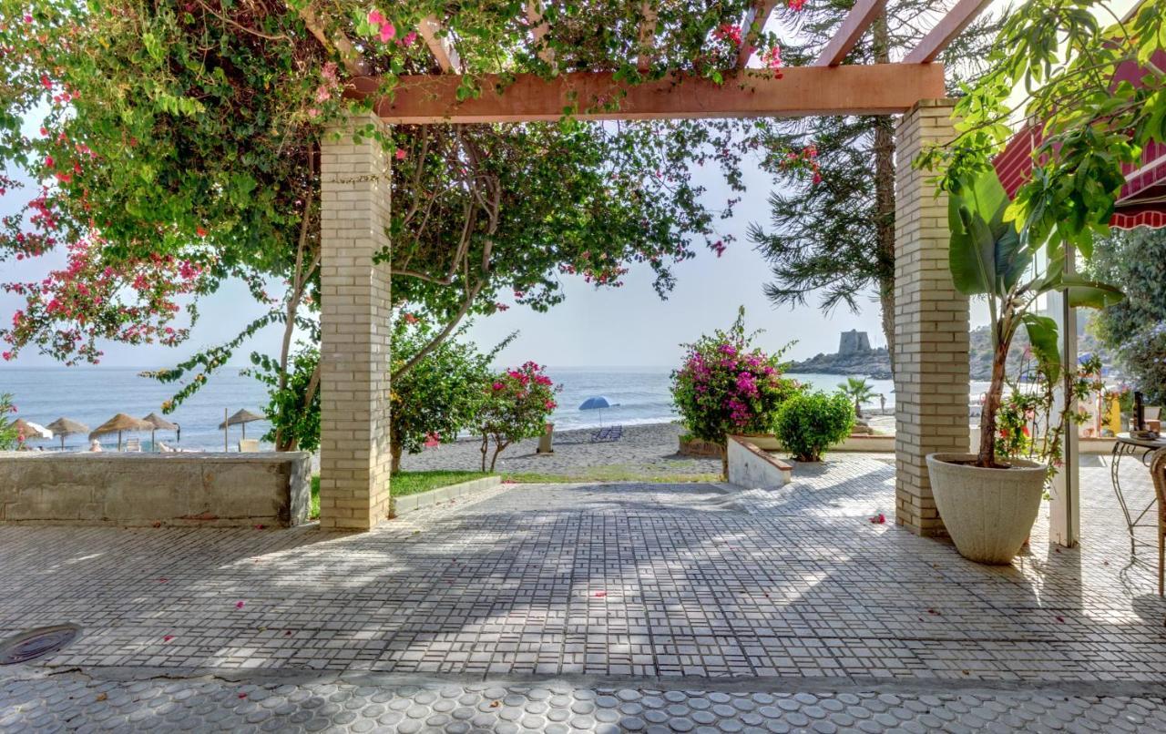 Apartamento Brisa Del Mar Almunecar Bagian luar foto
